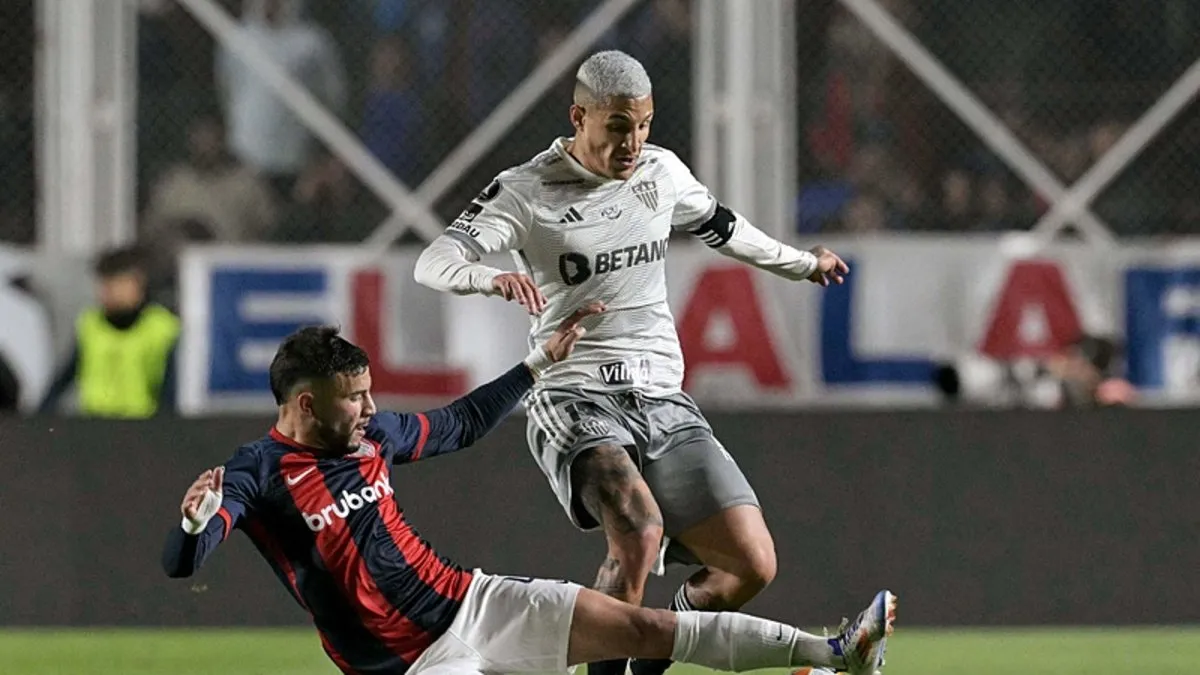 FENERBAHÇE HABERLERİ: Fener'e Brezilya'dan sol bek: Guilherme Arana