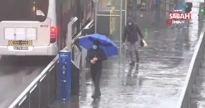 İstanbul’da soğuk ve yağışlı hava sabah saatlerinde etkili olmaya başladı | Video