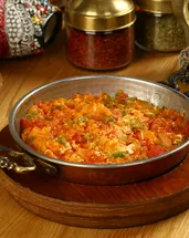 Lezzetine doyamayacağınız menemen tarifi! Bir deneyen bir daha vazgeçemiyor...