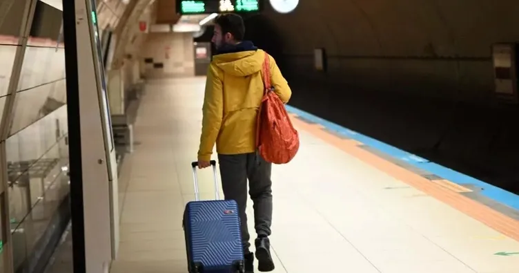 İstanbul metrosunda ek valize ücret