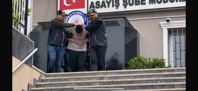 beylikduzunde-otomobilde-olu-bulunmustu-mustafa-kemal-kayis-sorusturmasinda-ayni-aracta-bulunan-3-kisi-gozalti-1777965406431.jpg