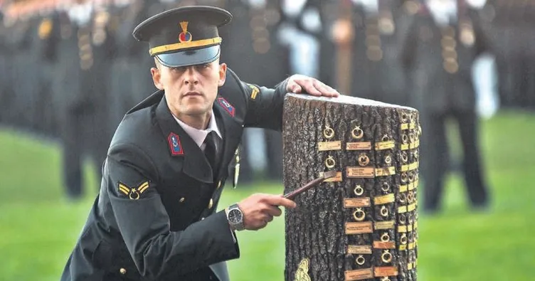 Gururlandıran mezuniyet