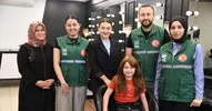 Aysima önce kaşlarına şimdi de saçlarına kavuştu: Hayallerime kavuştum