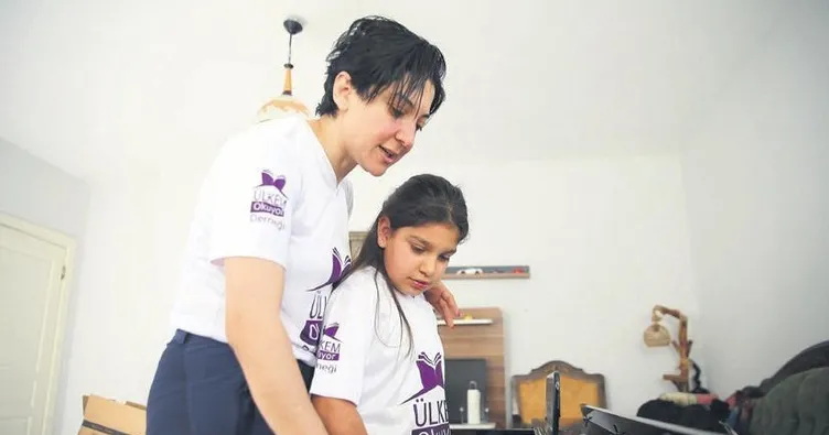 Protezle yürüyen Fatma’nın piyano hayali gerçek oldu