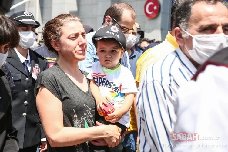 Şehit polis Erkan Gökteke için İstanbul İl Emniyet Müdürlüğünde tören düzenlendi