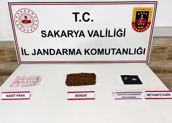 sakaryada-torbacilara-jandarma-darbesi-3-tutuklama-1784037396103.jpg
