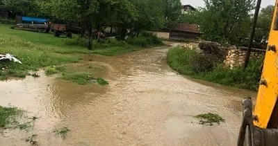 Kastamonu’da sağanak yağış hayatı olumsuz etkiledi