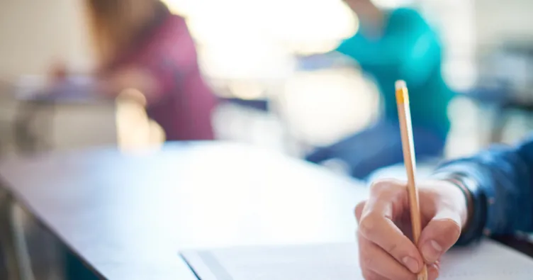 aof sinavlari online mi yuz yuze mi aof yaz okulu sinavi ne zaman duzenlenecek 2021 anadolu universitesi aof yaz okulu sinav tarihi egitim haberleri