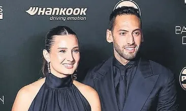 Hakan’ın eşinden bombardıman