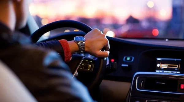 otomobiller-icin-yeni-duzenleme-otv-oranlari-ne-kadar-oldu-iste-merak-edilen-detaylar-1753338508998.jpg Son dakika | Otomobiller için yeni düzenleme: ÖTV oranları ne kadar oldu? İşte merak edilen detaylar