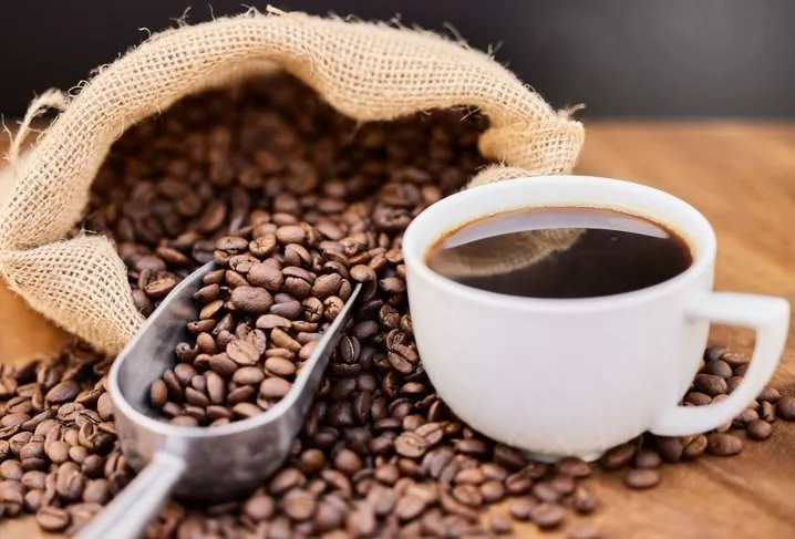 Kahvenize 3 damla ekleyin! Yağları parçalıyor metabolizmayı coşturuyor