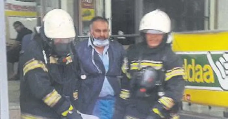 Kötü kokular gelen evde ceset bulundu