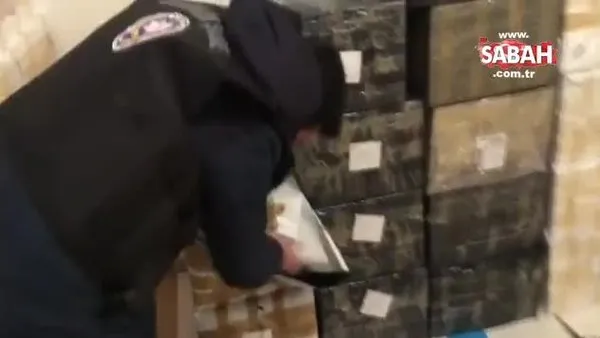 Korsan kitap satarken yakalandı. 12 bin bandrolsüz kitap ele geçirildi | Video