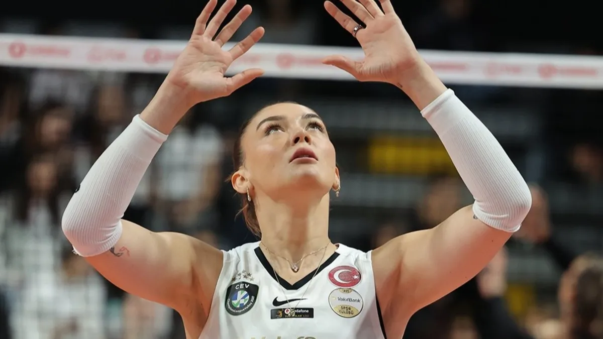 Galatasaray'ı yenen VakıfBank 5'te 5 yaptı