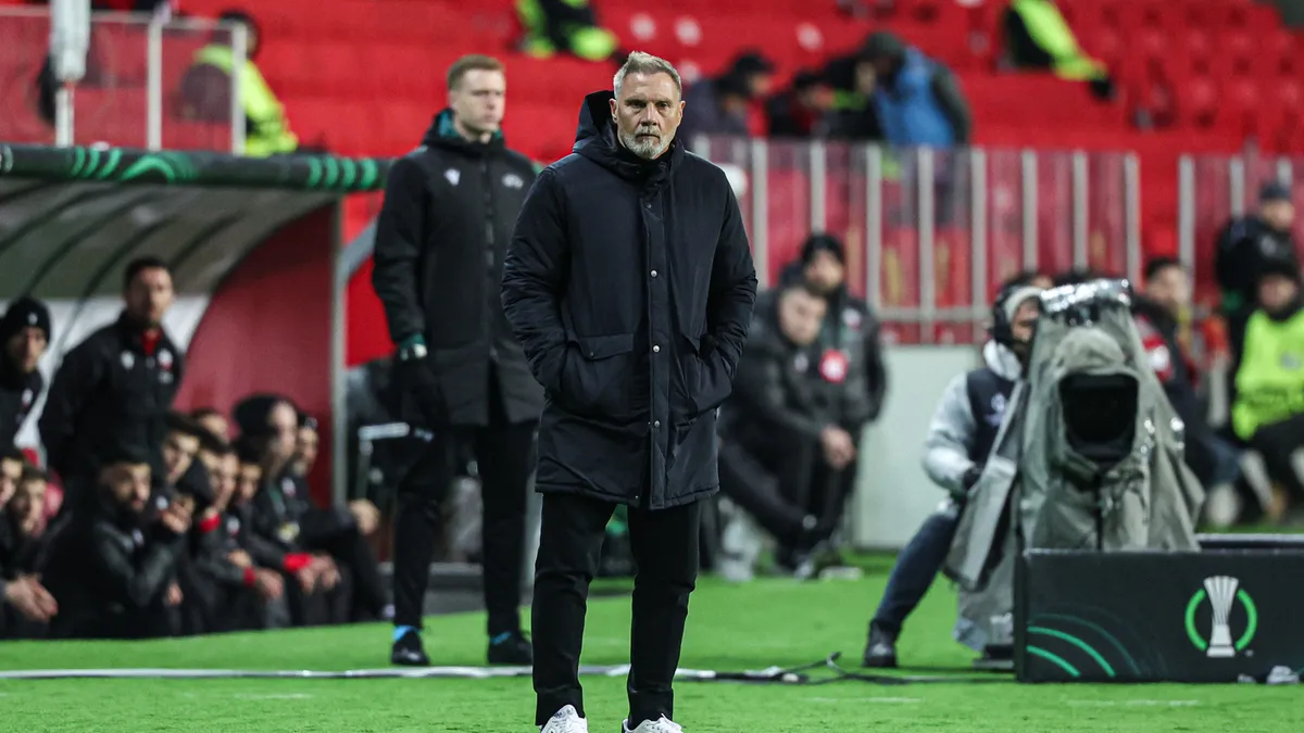 Samsunspor’da Thorsten Fink’ten muhtemel rakip cevabı! Samsunspor’da Thorsten Fink’ten muhtemel rakip cevabı!