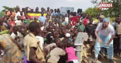 Afrika’da suyu gören çocukların sevinci duygulandırdı