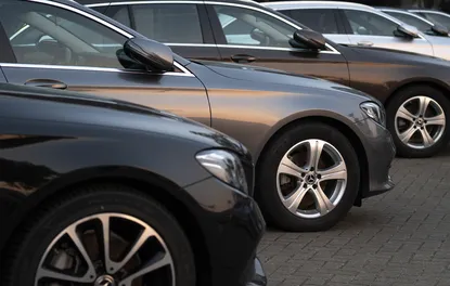 MERCEDES 200 D İLE 1 MİLYON KM YAPTI