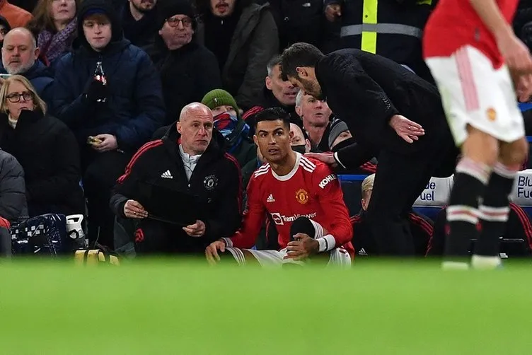 Son dakika spor haberleri: Manchester United resmen açıkladı! Ronaldo öfkelenerek tünele gitti...