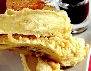 Endonezya Usulü Kızartılmış Muzlu Börek Pisang Goreng