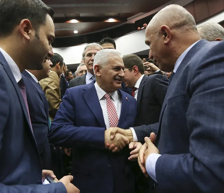 AK Parti’liler Yıldırım’ı böyle kutladı