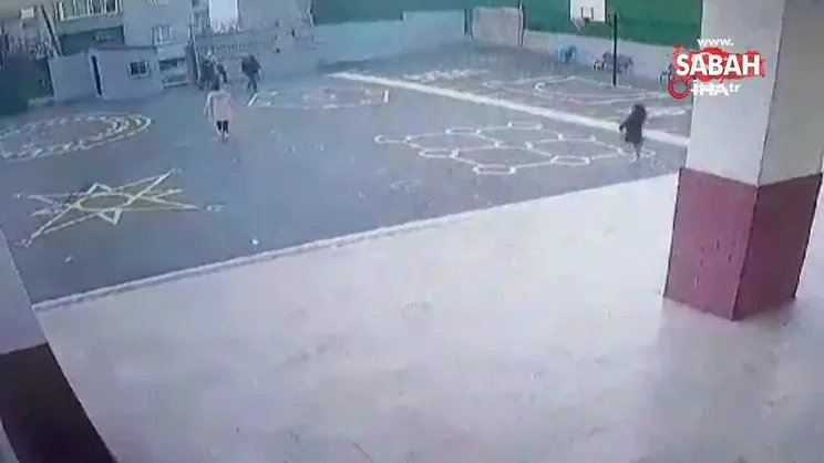 Başakşehir’de hamile öğretmene saldıran veli kamerada
