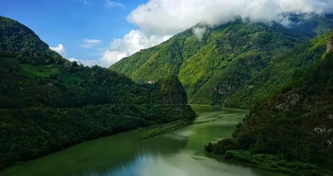 trabzon maçka otel bir aşk filmi videosu