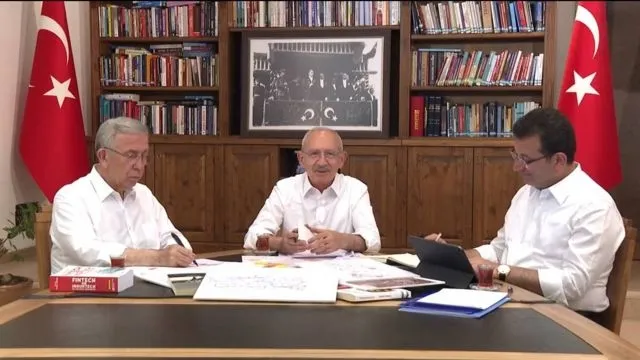 CHP'de koltuk savaşı başladı! Gürsel Tekin resti çekti! Şimdiden birbirlerine girdiler