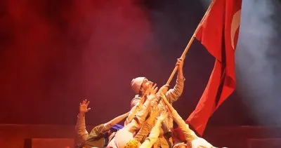 ‘Cumhuriyete doğru’ tiyatro oyununa İzmir’de büyük ilgi