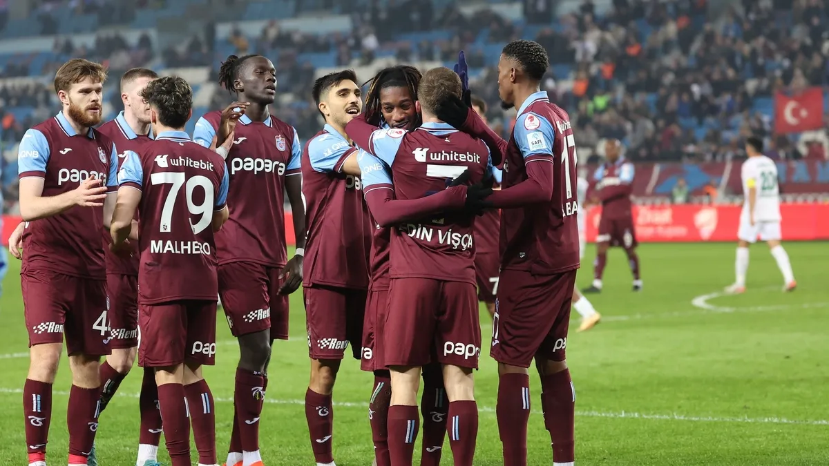 Trabzonspor kupada İskenderunspor'a konuk oluyor! Şenol Güneş'in 11'i belli oldu...