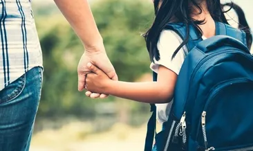 Ağır okul çantalarına dikkat!