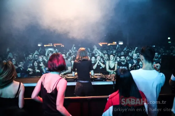 Bir gün herkes 15 dakikalığına DJ olacak