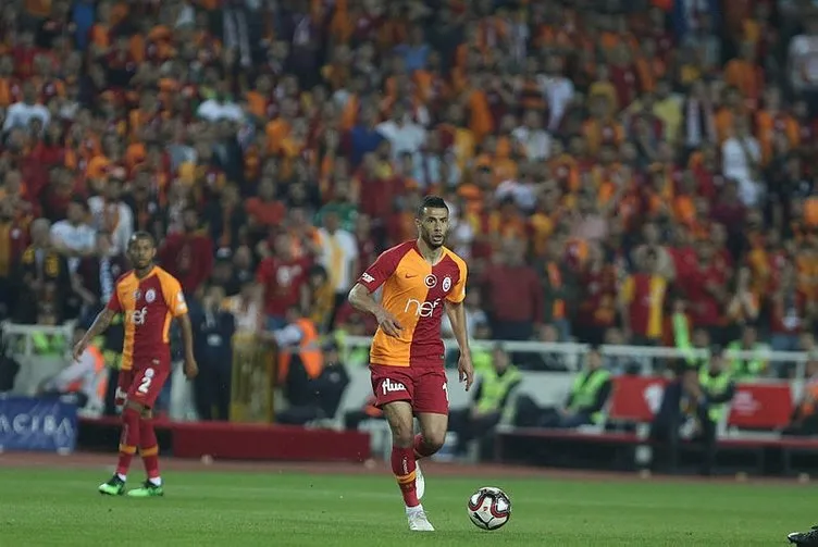 Galatasaray için flaş transfer iddiası: ’Belhanda satıldı’
