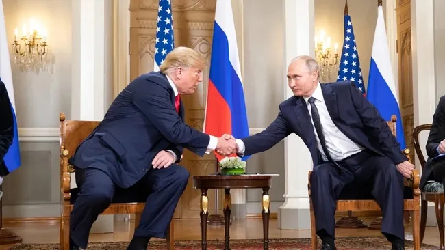trump-cin-devlet-baskaninin-kendisini-pekine-davet-ettigini-duyurdu-ekiplerimiz-bir-araya-gelecek-1749142128142.jpeg Trump'tan Rusya-Ukrayna savaşı ile ilgili çarpıcı açıklamalar: