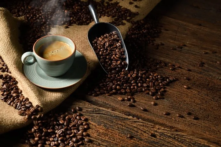 Kahveyi böyle içmek kafein zehirlenmesine neden oluyor! Uzmanlardan ölümcül olabilir uyarısı...