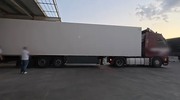 tirin-dorsesinden-376-kilo-zehir-cikti-1785584197094.jpg