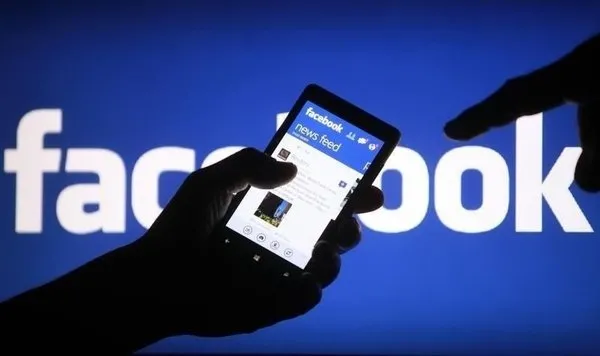 Stresi azaltmak için Facebook kullanmayın!