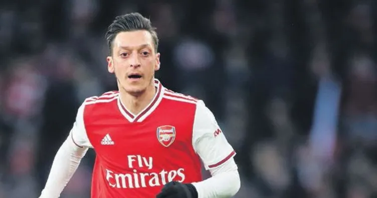 Arsenal pes etti Mesut’a izin çıktı