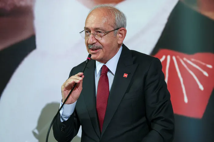 kemal-kilicdaroglu-yine-bildiginiz-gibi-gezi-kalkismasini-ovdu-yargiya-parmak-salladi-1695930991042.jpg Kemal Kılıçdaroğlu yine bildiğiniz gibi! Gezi Kalkışması'nı övdü: Yargıya parmak salladı!