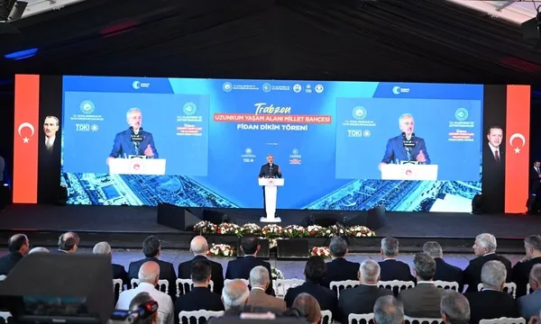 bakan-uraloglu-acikladi-samsun-trabzon-arasi-2-saate-inecek-1789047773655.jpeg