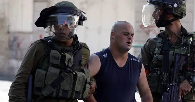 İsrail askerleri Filistinli Down sendromlu genci  darp etti