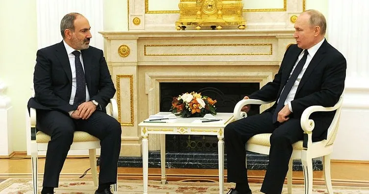 İstifa etmeye hazırlanan Paşinyan, Putin ile Karabağ’ı görüştü