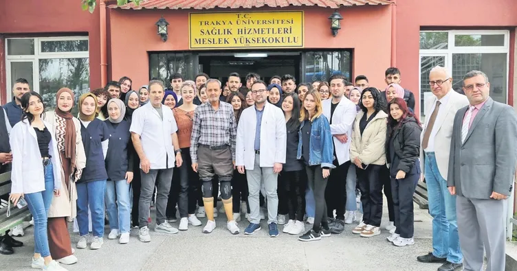 İyi ki varsınız gençler