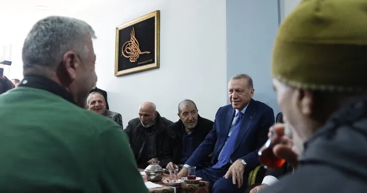 Başkan Erdoğan, Fatih’te esnaf ziyareti yaptı