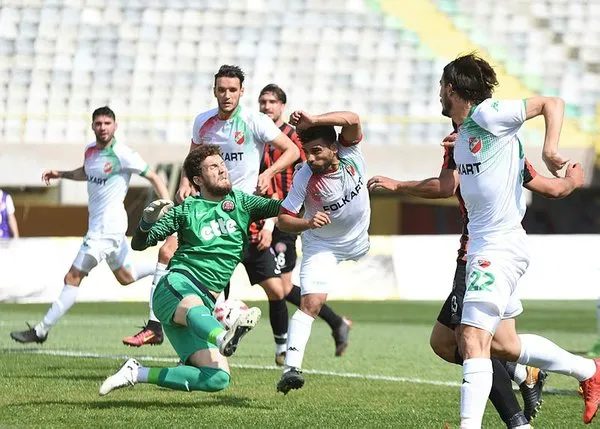 Karşıyaka 3. Lig'e düştü