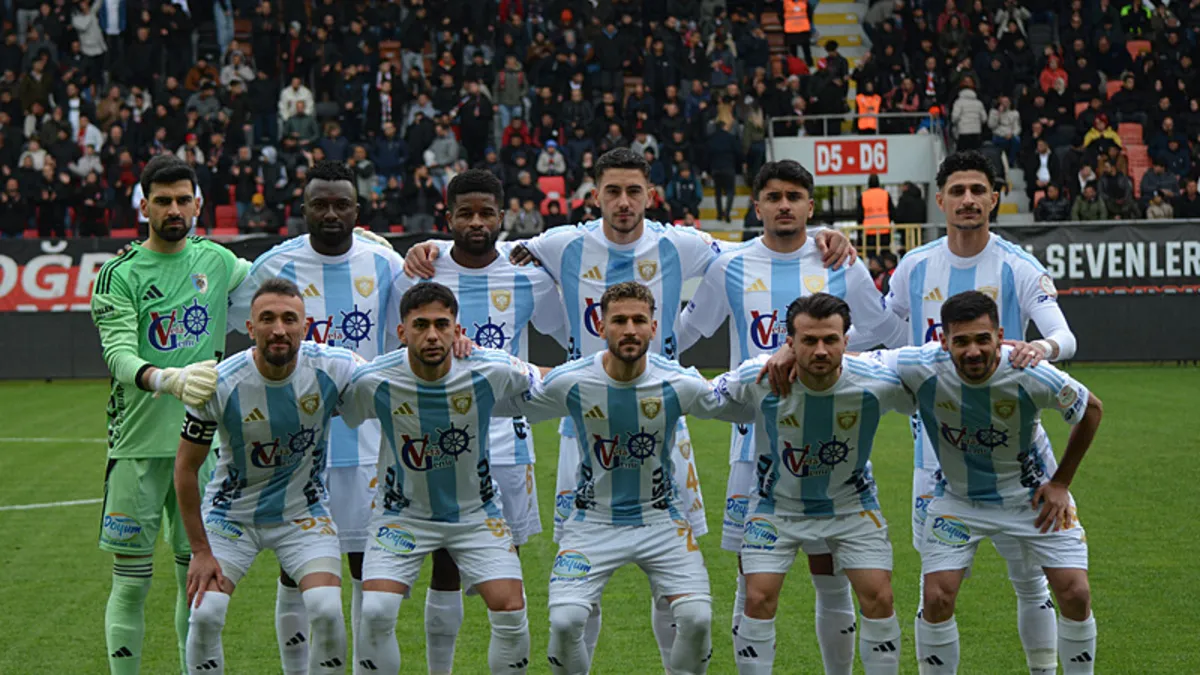 3. Lig’den Süper Lig’e Erzurumspor FK yeniden zirvede 3. Lig’den Süper Lig’e Erzurumspor FK yeniden zirvede