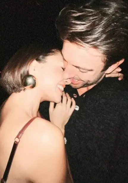 Bali’de aşk tazelediler! Şarkıcı Zeynep Bastık ve sevgilisi Serkay Tütüncü romantizmin doruklarında...