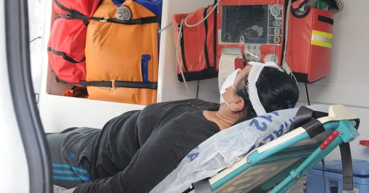 Alanya'da pazarda başına şemsiye düşen kadın yaralandı