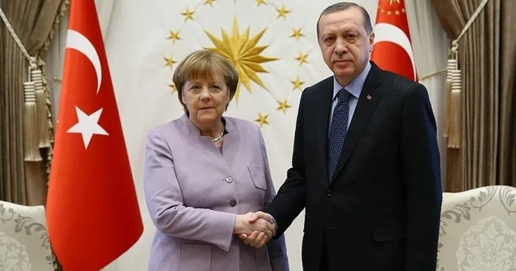Cumhurbaşkanı Erdoğan, Merkel ile görüştü!