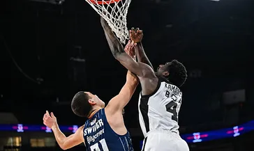 Anadolu Efes’i deviren Beşiktaş finalde!