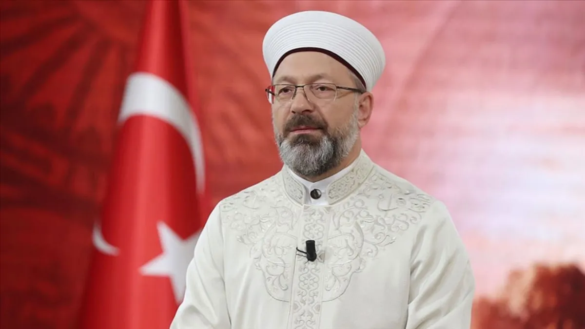 Ali Erbaş’tan Deniz Göktaş’a tepki: Edepsizliğin göstergesi Ali Erbaş’tan Deniz Göktaş’a tepki: Edepsizliğin göstergesi